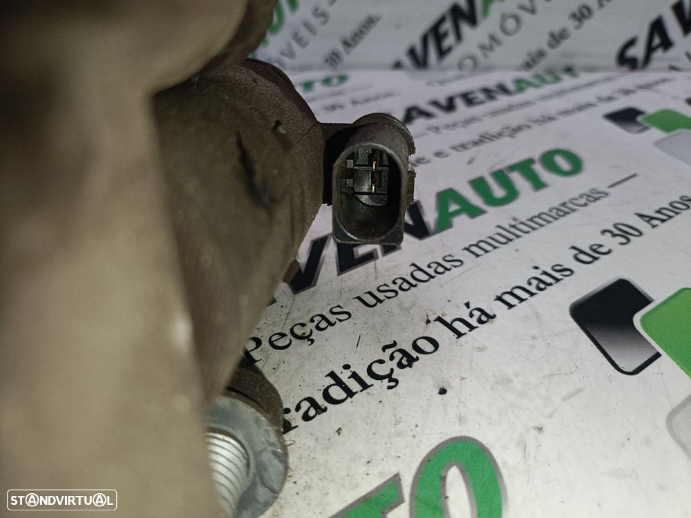 Pinça / Maxila / Bomba Travão Trás Peugeot 3008 Suv (M_) - 2