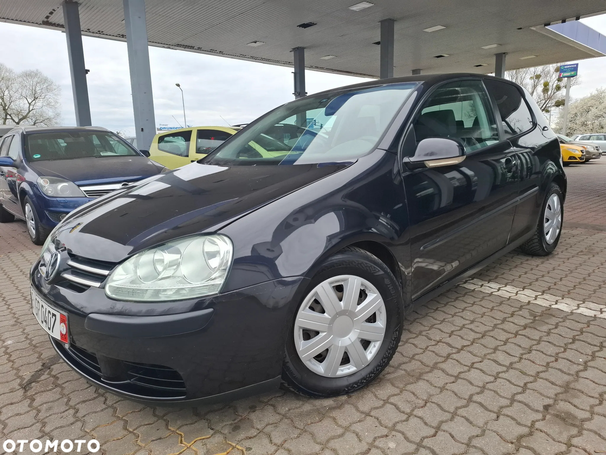Volkswagen Golf 2.0 TDI DPF BlueMotion Technology DSG Comfortline - 17