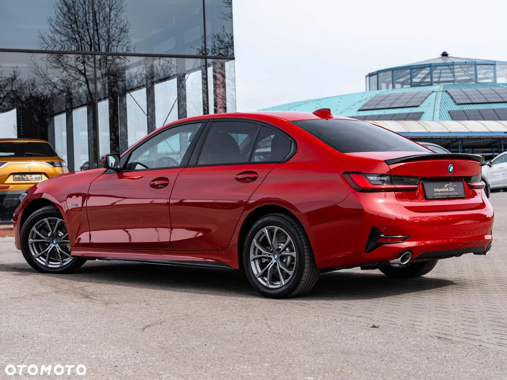 BMW Seria 3 330e Advantage sport - 11