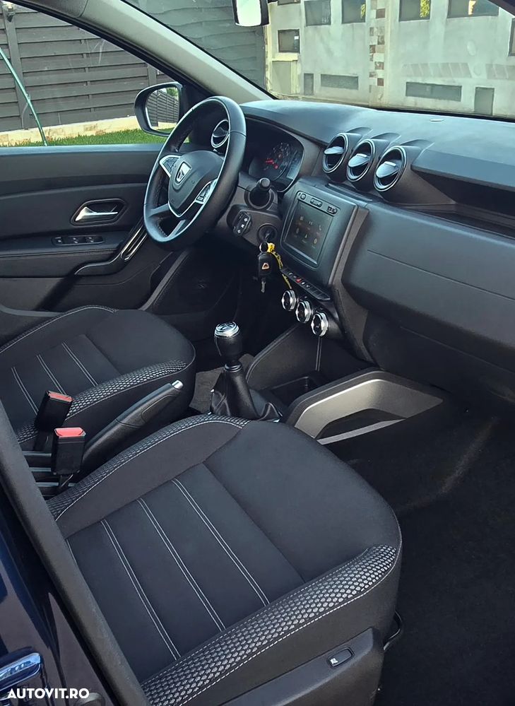 Dacia Duster 1.6 SCe 4WD Prestige jante 16" - 33