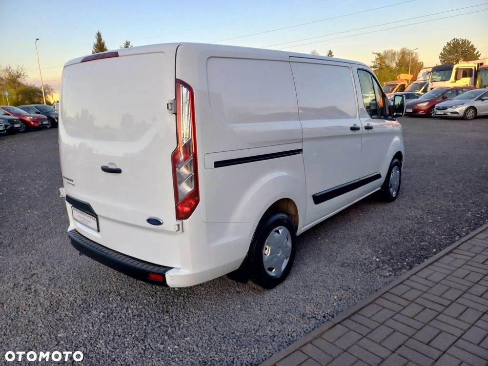 Ford Transit Custom - 9