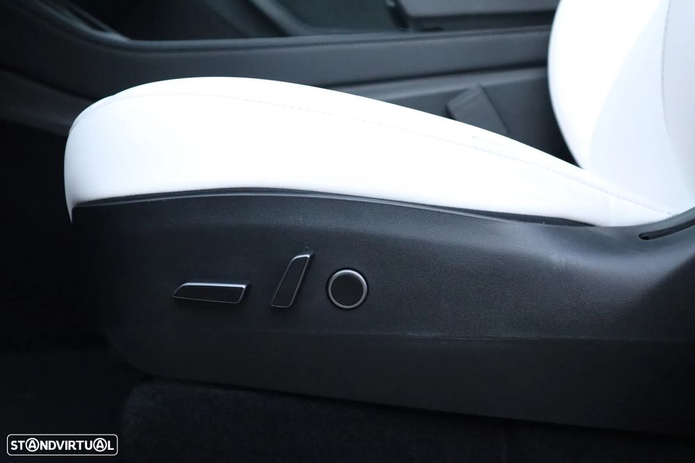 Tesla Model Y Tração Traseira - 21