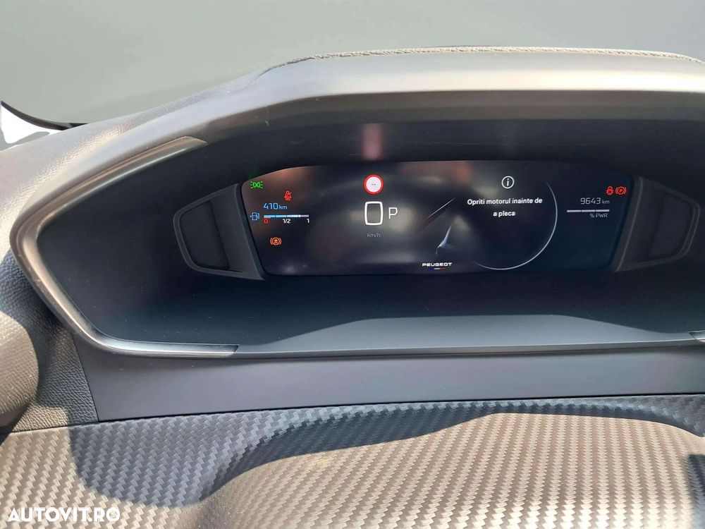 Peugeot 208 - 17