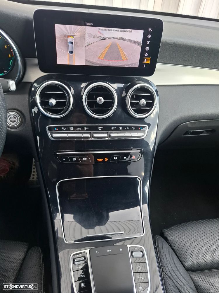 Mercedes-Benz GLC 300 de Coupe 4Matic 9G-TRONIC AMG Line - 8