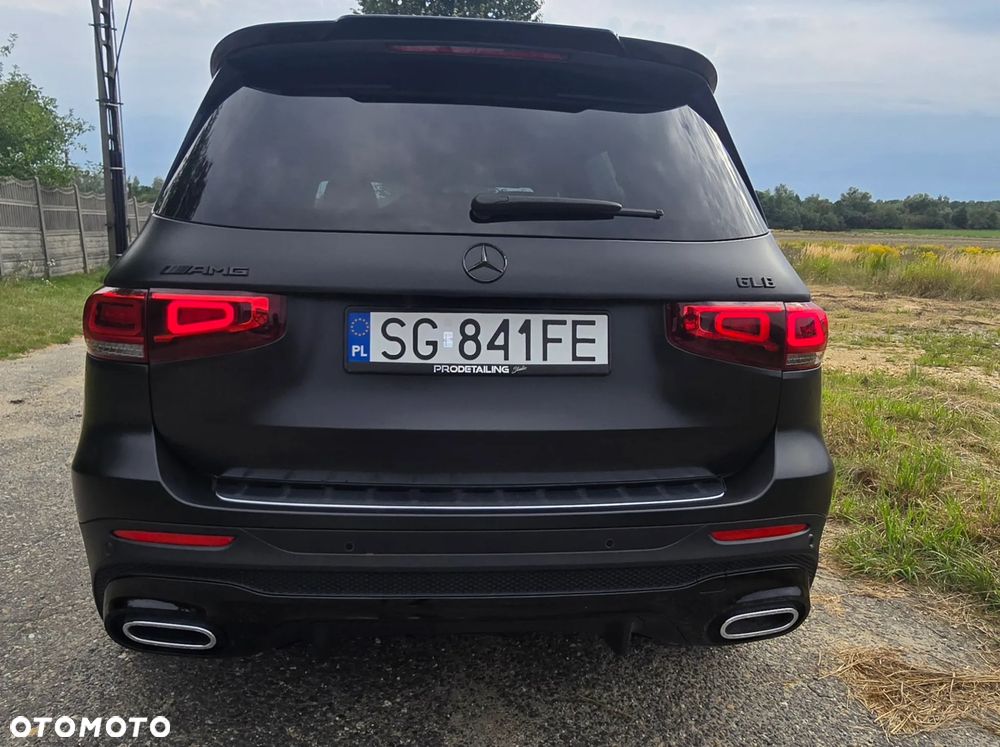 Mercedes-Benz GLB 250 8G-DCT AMG Line - 19
