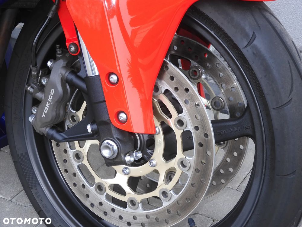 Honda CBR - 4