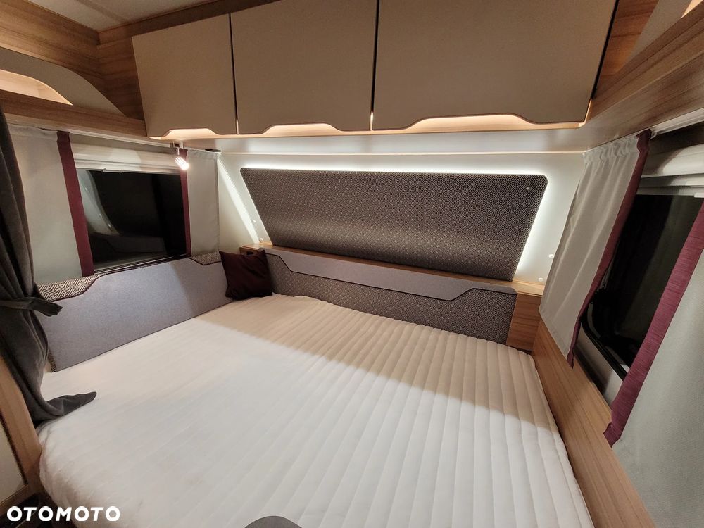 Weinsberg CARATWO 390, DMC 1200, 2022r. przedsionek - 13