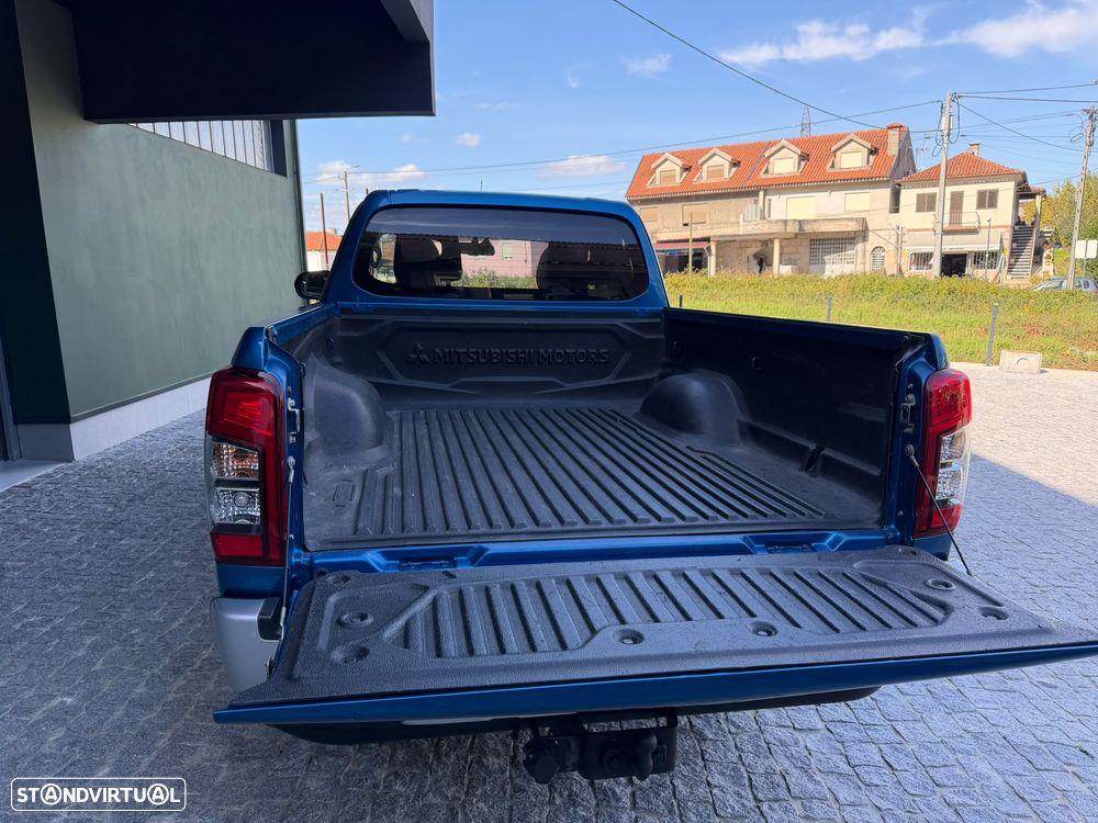 Mitsubishi L200 - 4