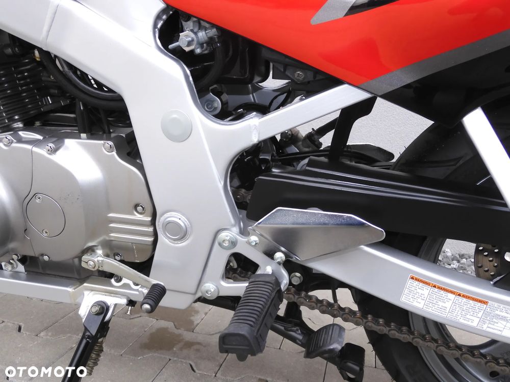 Suzuki GS - 37