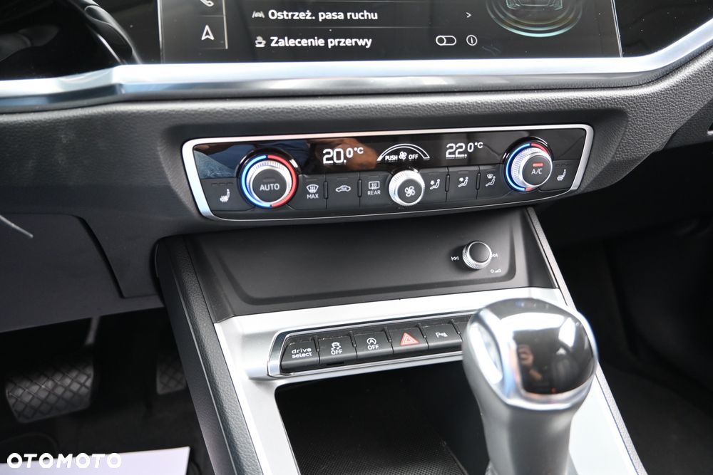 Audi Q3 Sportback 35 TDI S tronic S line - 33
