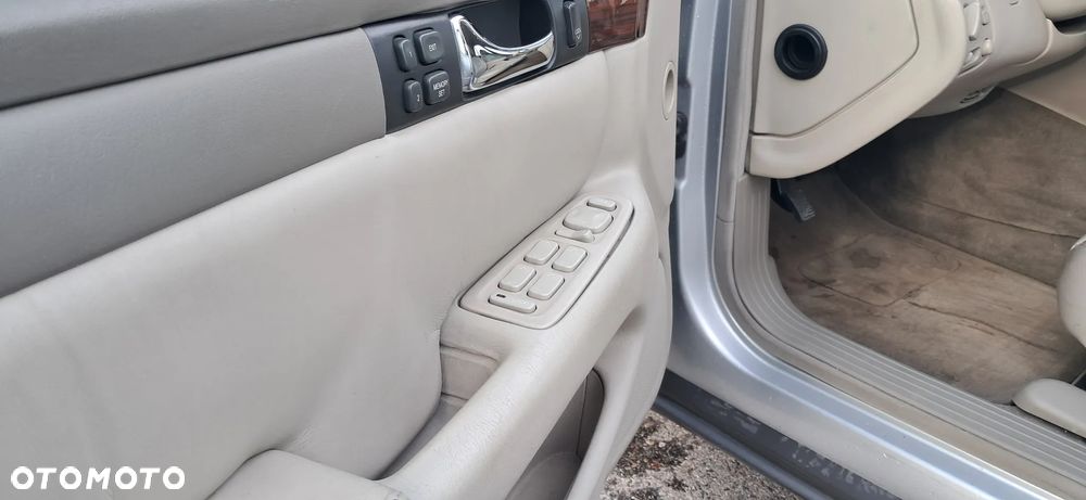 Cadillac Seville 4.6 SLS - 18