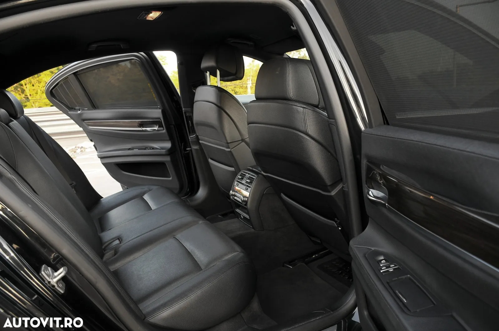 BMW Seria 7 740d xDrive Aut. - 6