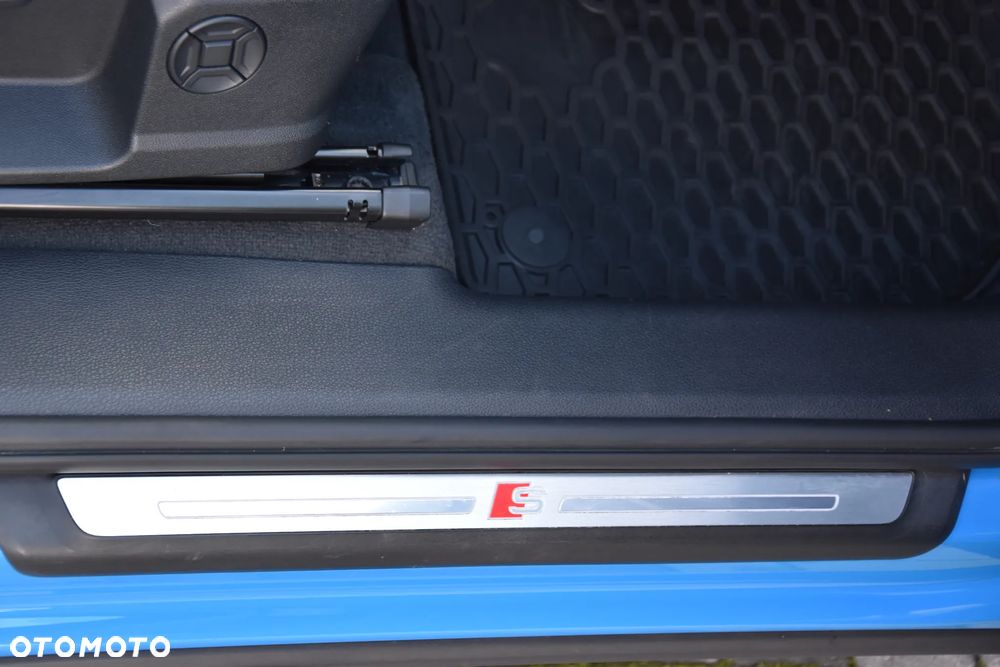 Audi Q3 2.0 TDI S tronic - 25