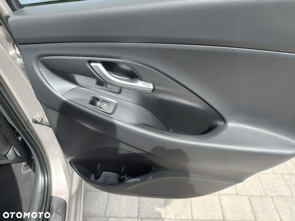 Hyundai i30 1.6 CRDI DCT Trend - 27