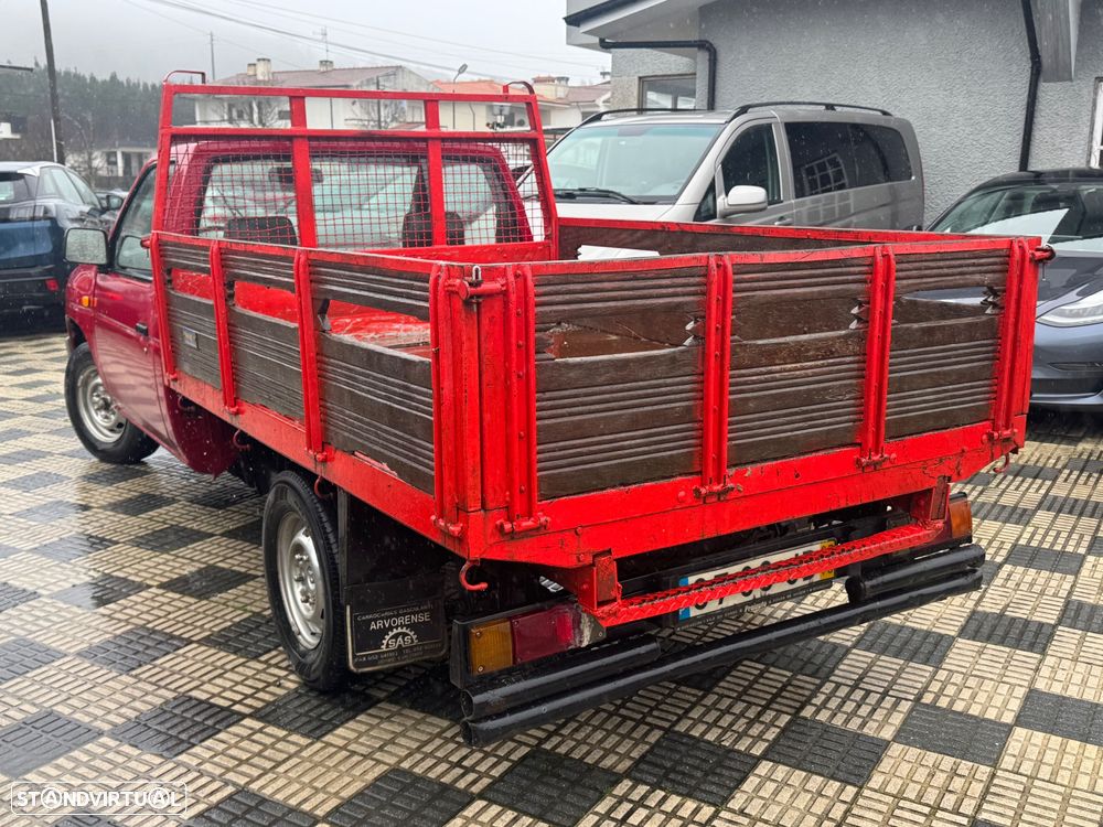 Nissan D21 pick Up - 5