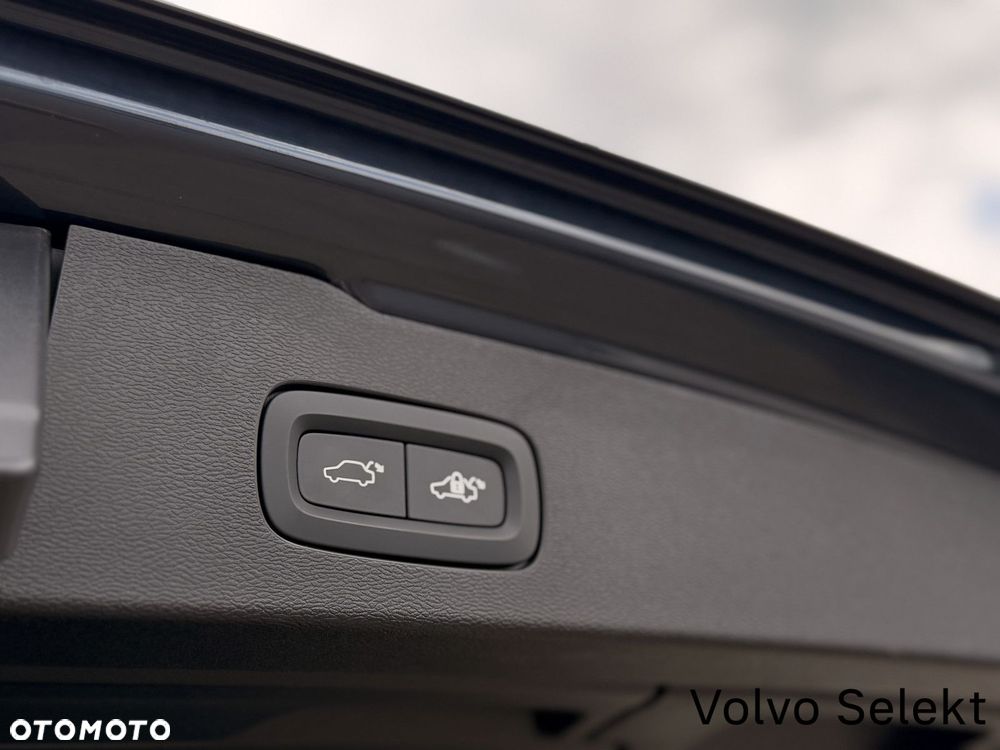 Volvo V60 Cross Country - 30