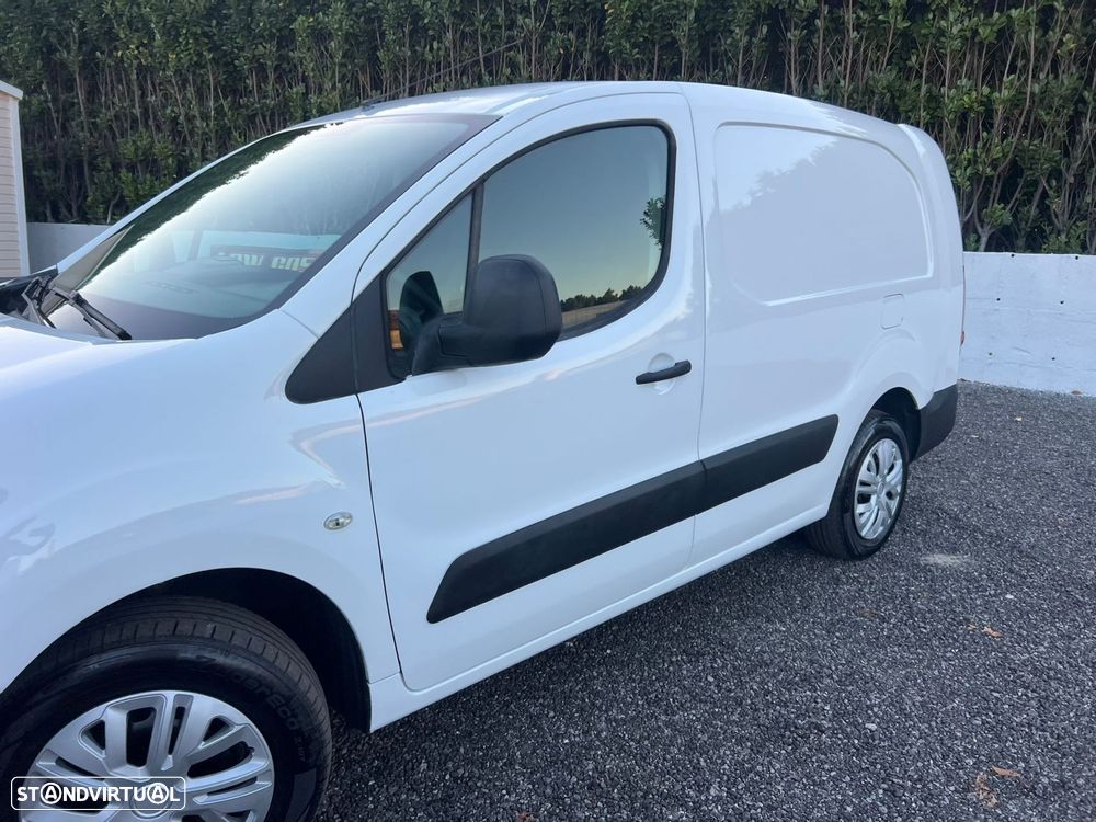 Citroën Berlingo 1.6 HDi 800 3L Longo - 15