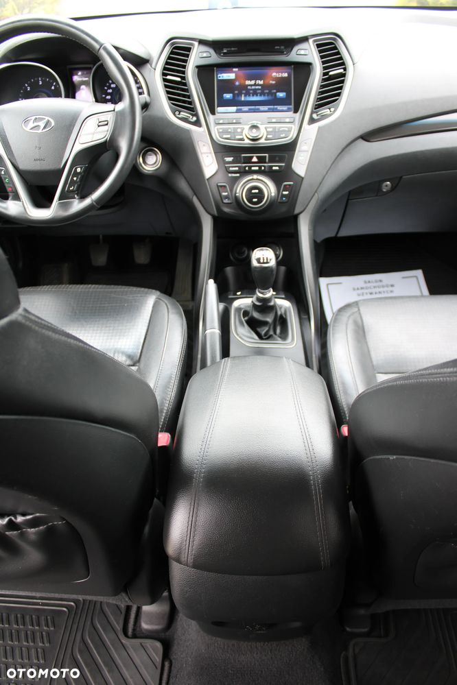 Hyundai Santa Fe 2.2 CRDI Premium - 23