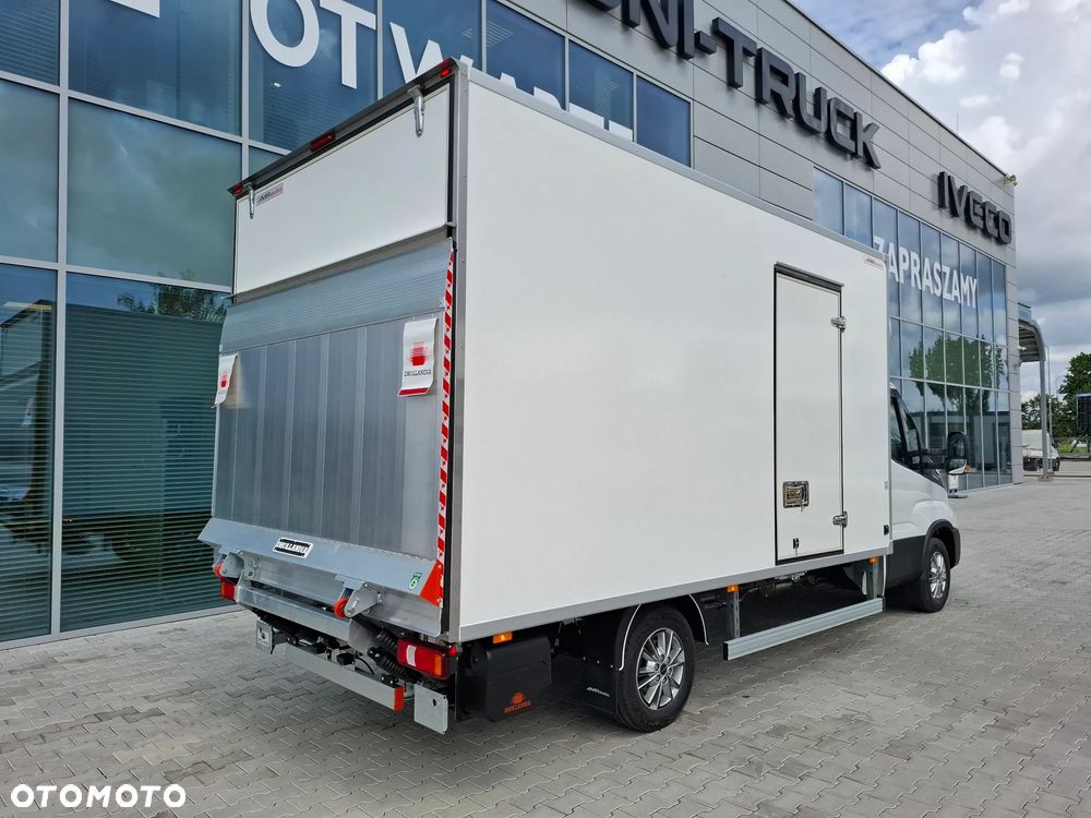 Iveco Z WINDĄ W SUPER CENIE CZEKA NA CIEBIE!!!!!!!!!!!!!! TWÓJ MOCNY PARTNER W BIZNESIE - 14