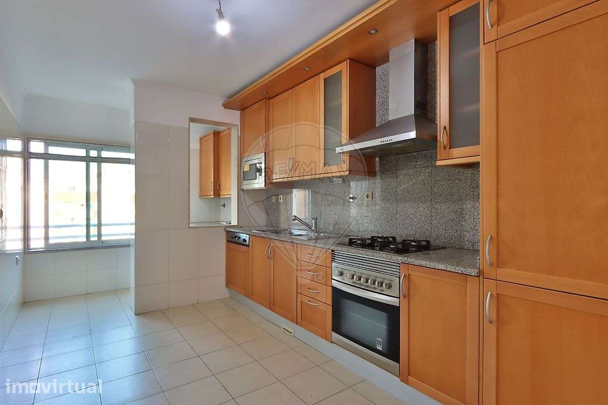 Apartamento T3 para arrendamento - Grande imagem: 2/30