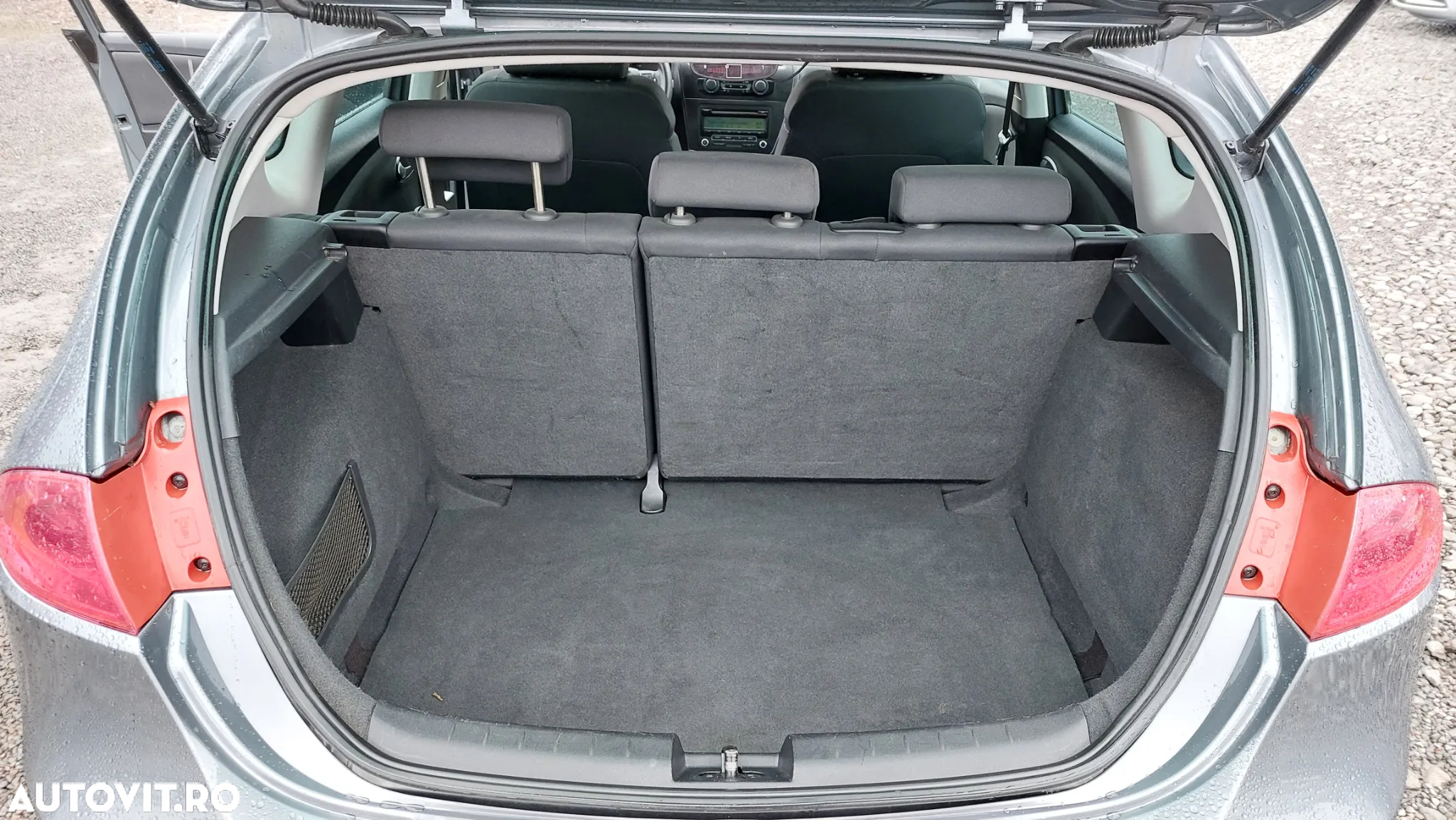Seat Leon 1.6 TDI Reference - 12