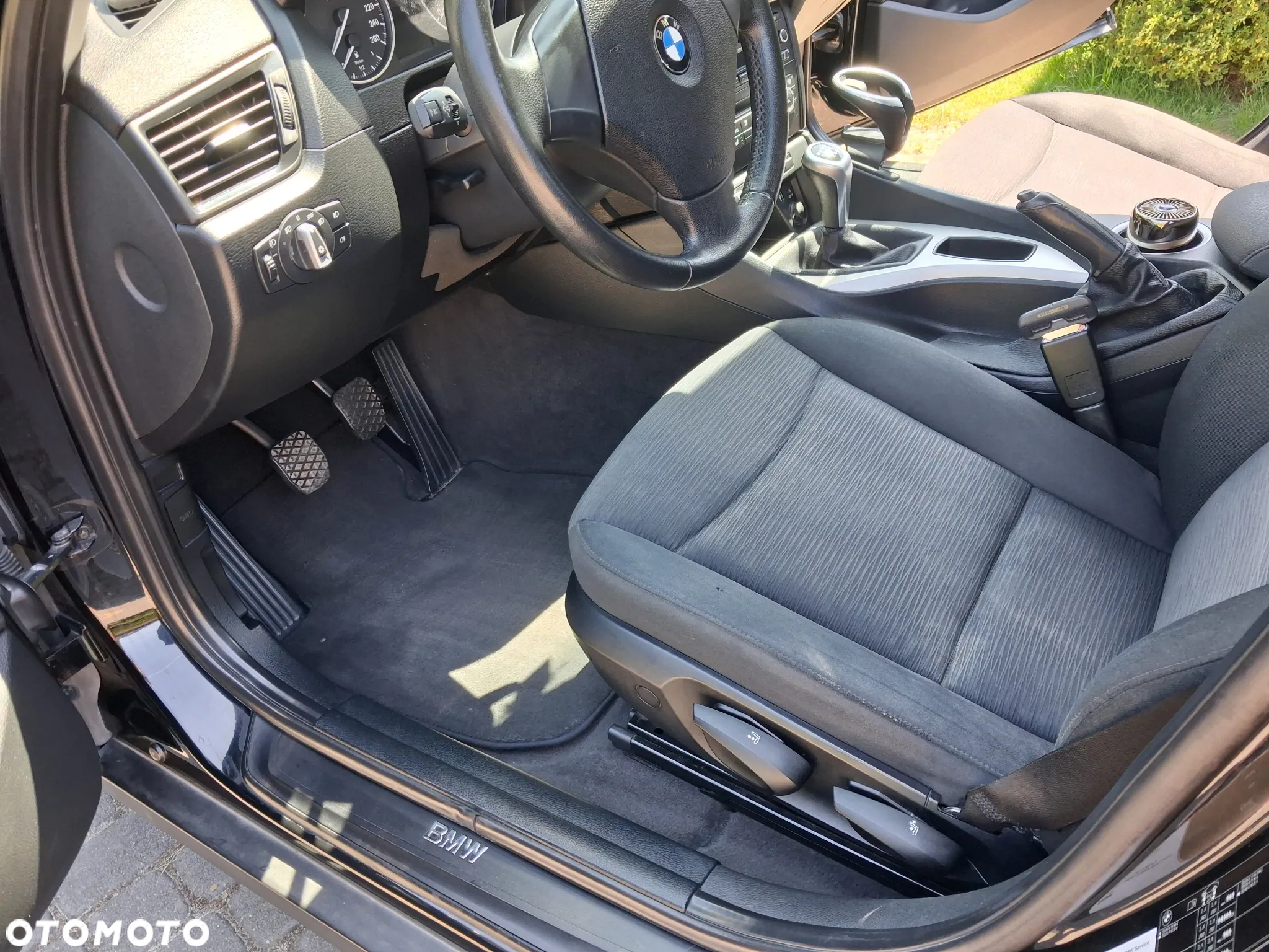 BMW X1 sDrive18d - 10