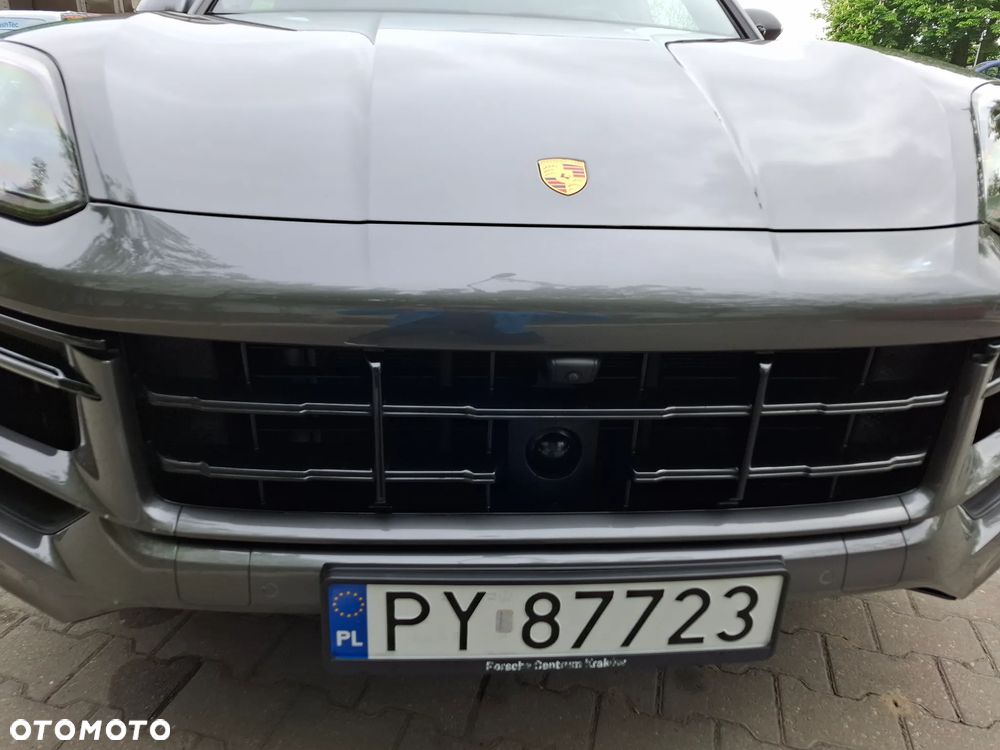 Porsche Cayenne - 15