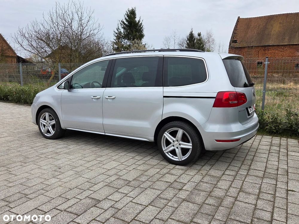 Volkswagen Sharan 2.0 TDI 4MOTION Blue Motion Style - 8