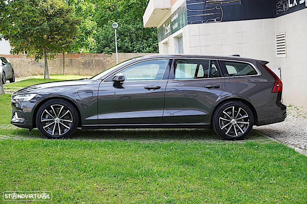 Volvo V60 2.0 T6 AWD TE Core - 4
