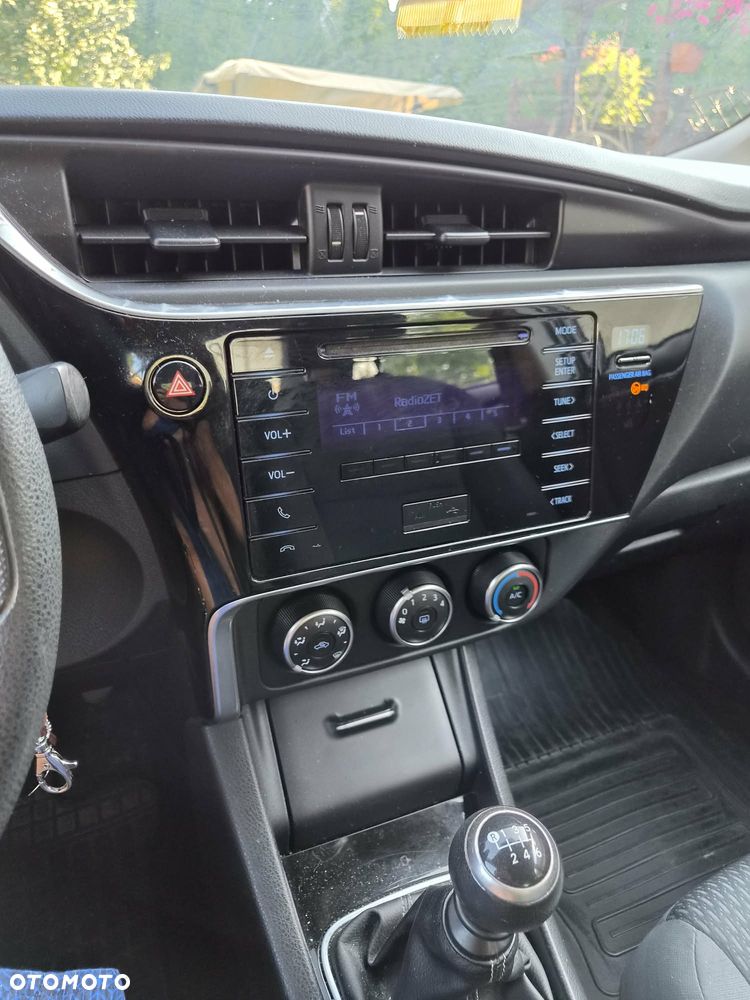 Toyota Corolla 1.6 Active - 6