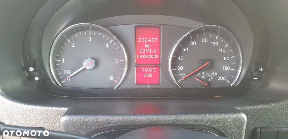 Volkswagen Crafter - 12