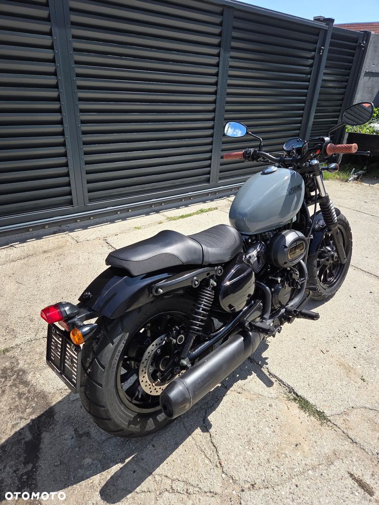Hyosung GV - 11