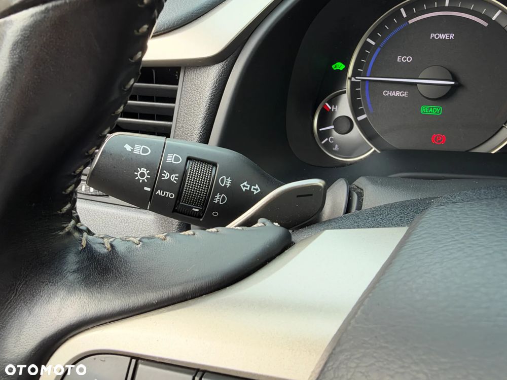 Lexus RX 450h Prestige - 29