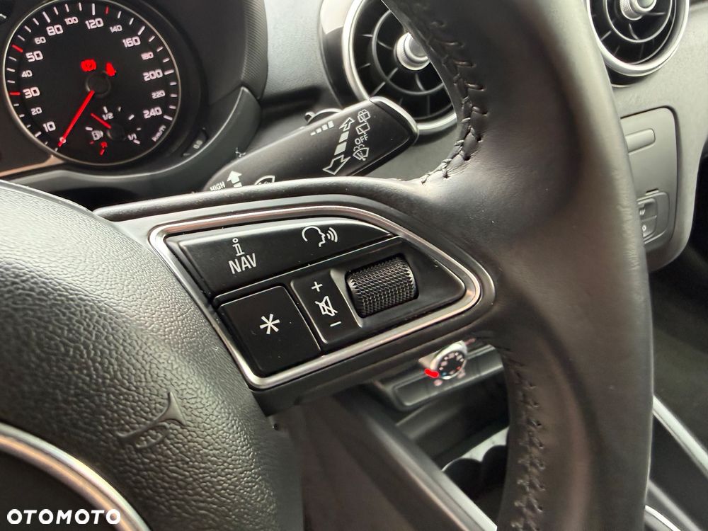 Audi A1 Sportback 1.6 TDI Attraction - 26