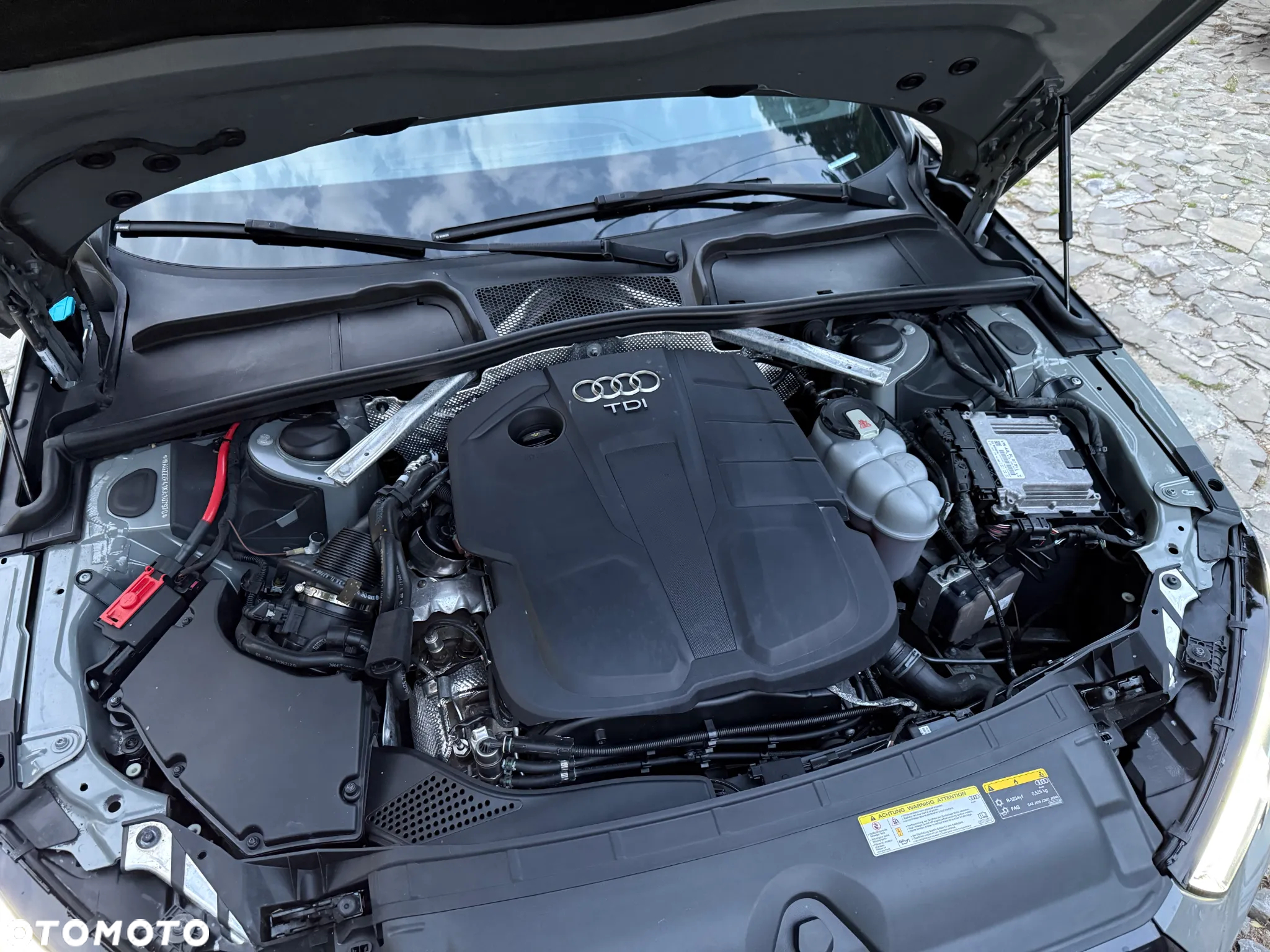 Audi A4 Avant 40 TDI quattro S tronic S line - 37
