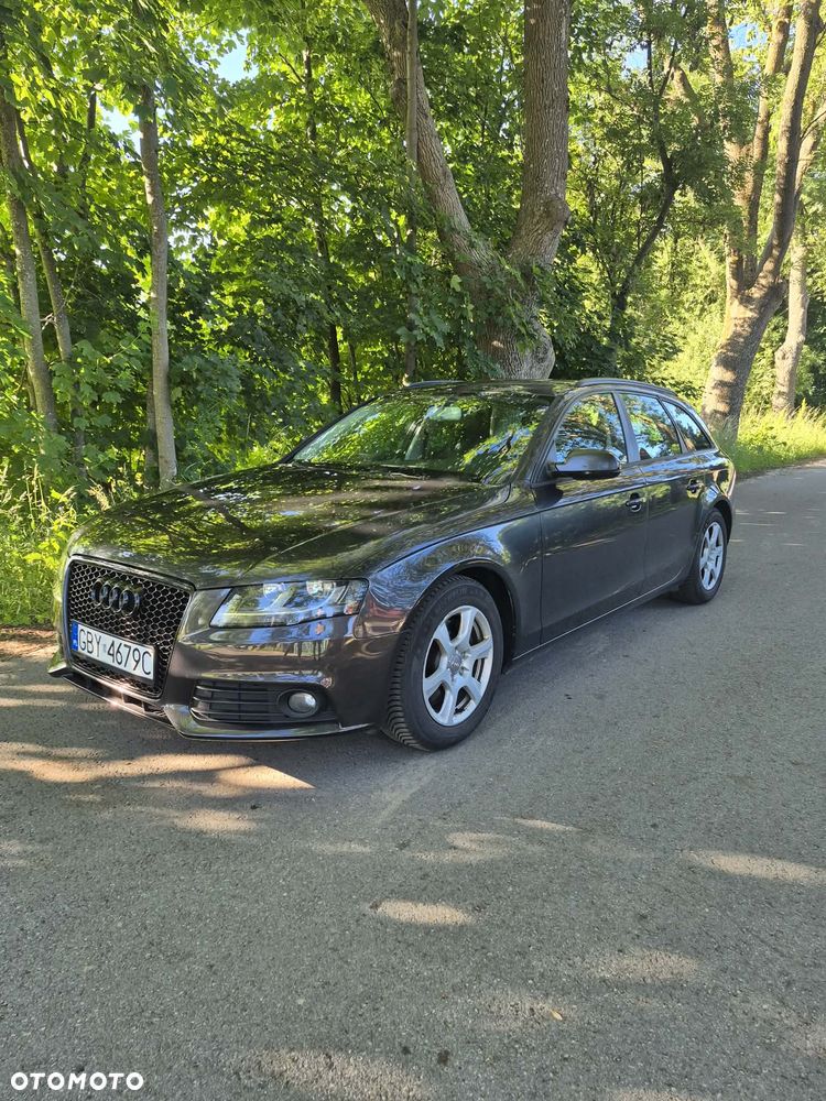 Audi A4 Avant - 1