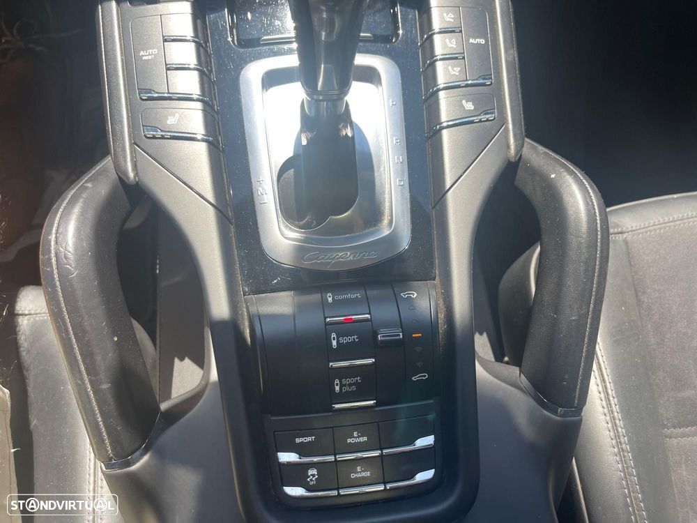 Porsche Cayenne S E-Hybrid - 16