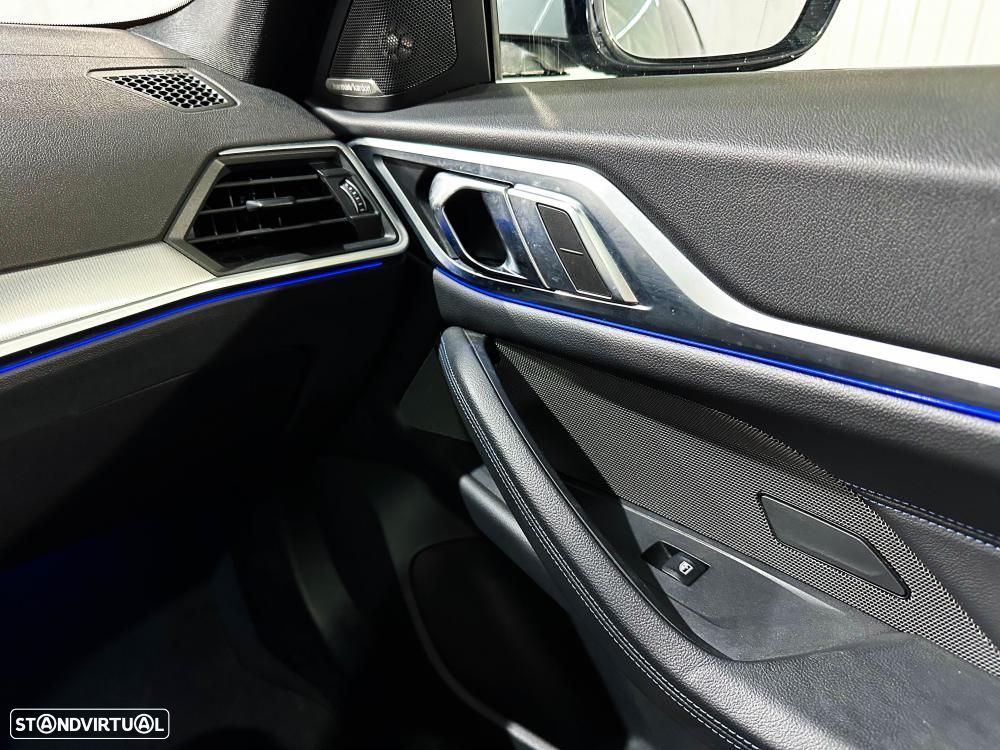 BMW 420 Gran Coupé i Pack Desportivo M Auto - 32