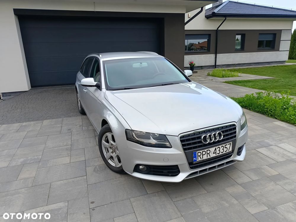 Audi A4 Avant 2.0 TDI DPF multitronic Ambiente - 2
