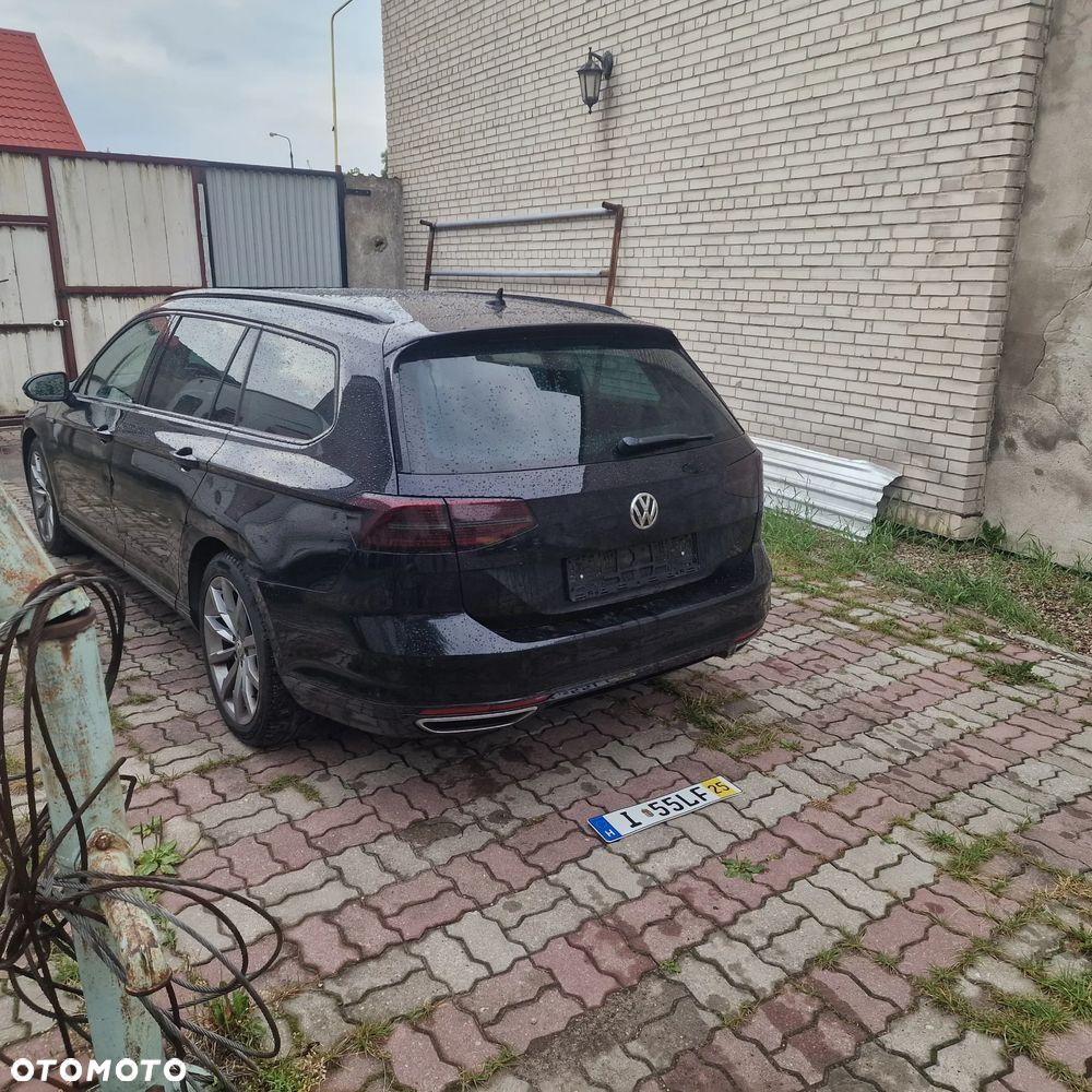 Volkswagen Passat - 6