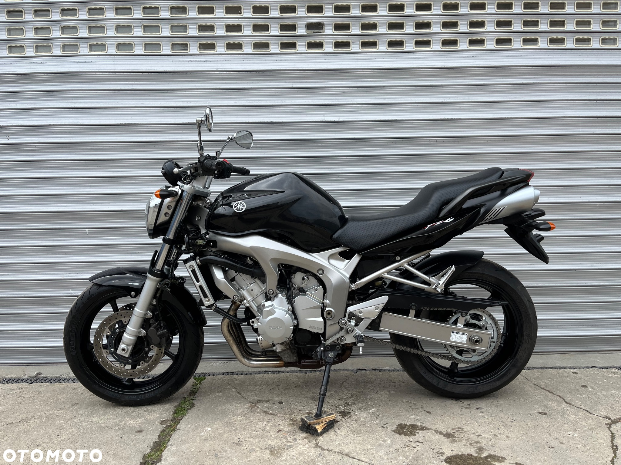 Yamaha FZ6 - 2