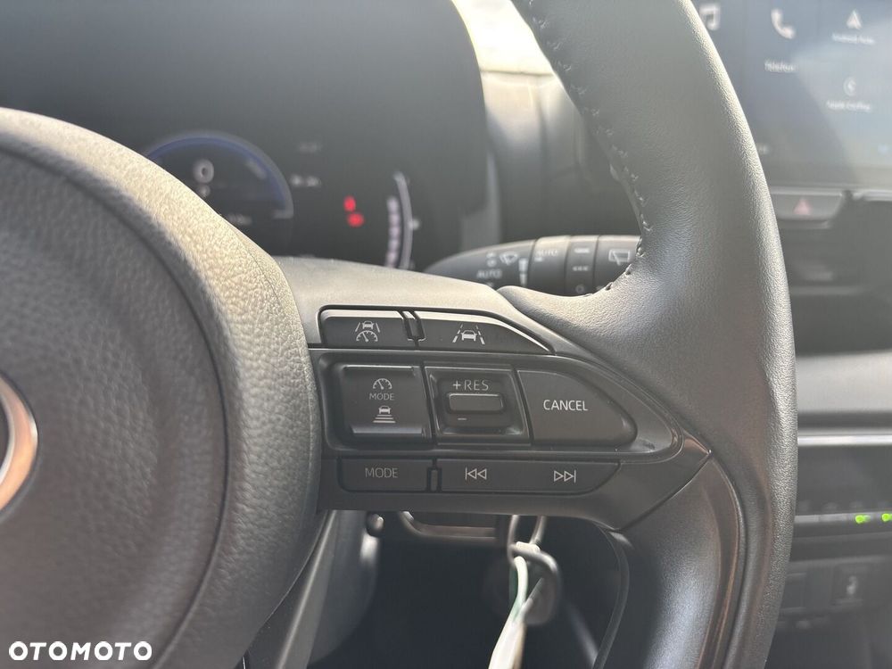 Toyota Yaris Hybrid 1.5 Style - 27