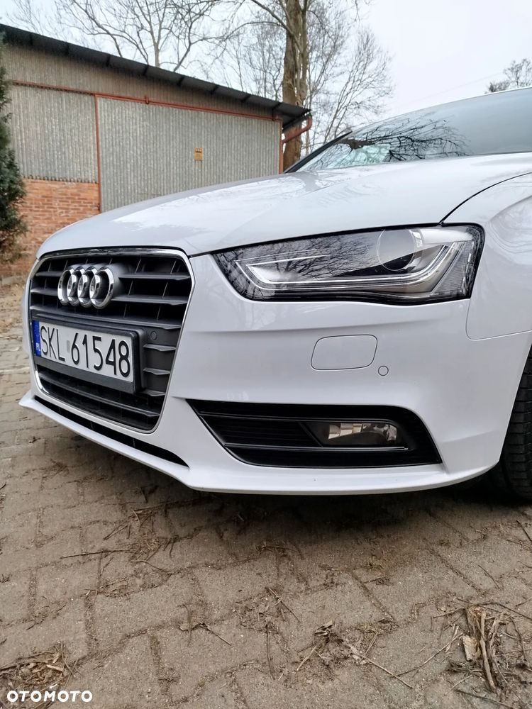 Audi A4 Avant 2.0 TDI DPF Ambiente - 3
