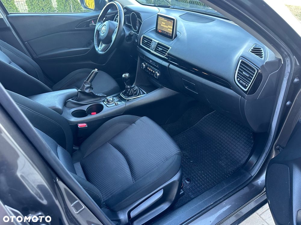 Mazda 3 1.5 D Skyenergy - 26