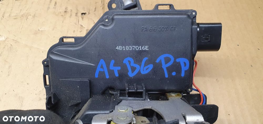 Zamek prawy przód przedni prawy Audi A4 B6 7PIN 4B1837016E - 6