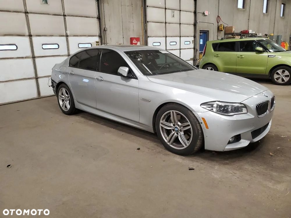 BMW Seria 5 535i xDrive Sport-Aut Luxury Line - 2