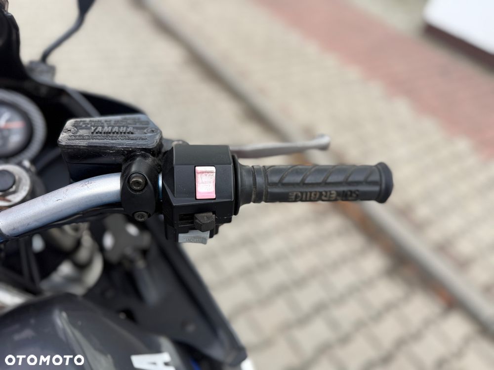 Yamaha FZ - 25