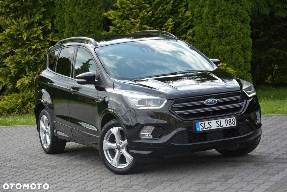 Ford Kuga 1.5 EcoBoost 2x4 ST-Line - 9