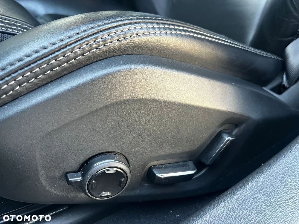 Volvo V90 D4 AWD Momentum - 14