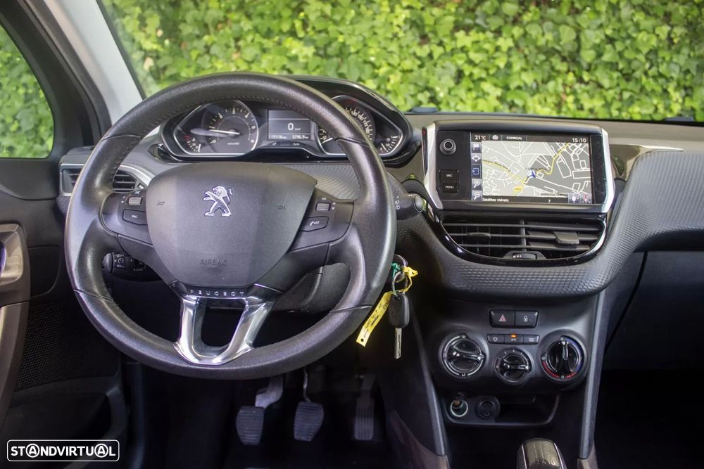Peugeot 2008 1.6 BlueHDi Style - 15
